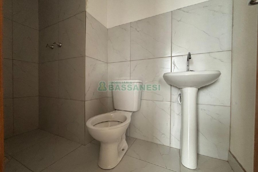 Apartamento com 42m², 2 dormitórios, 1 vaga, no bairro Bela Vista em Caxias do Sul para Alugar