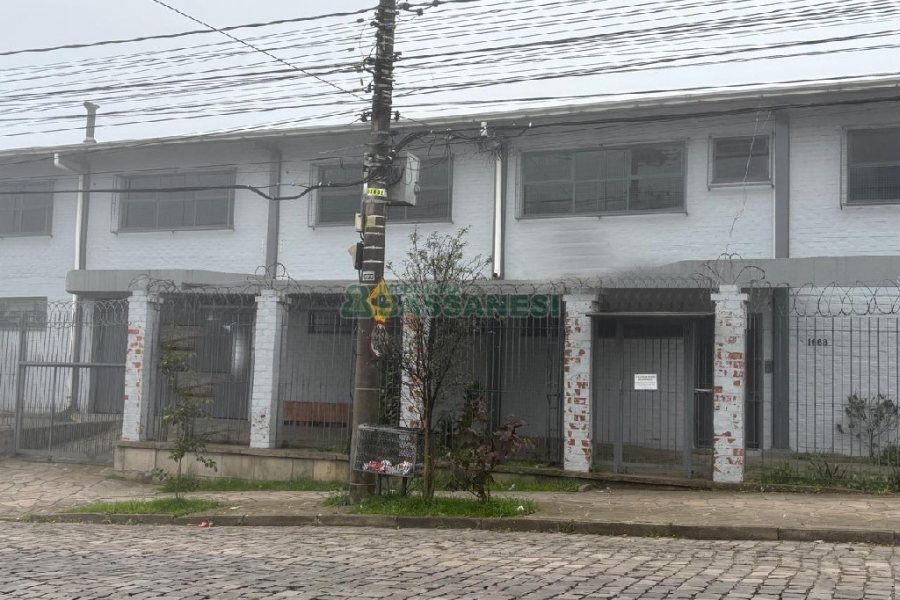 Pavilhão com 900m², no bairro Bela Vista em Caxias do Sul para Alugar