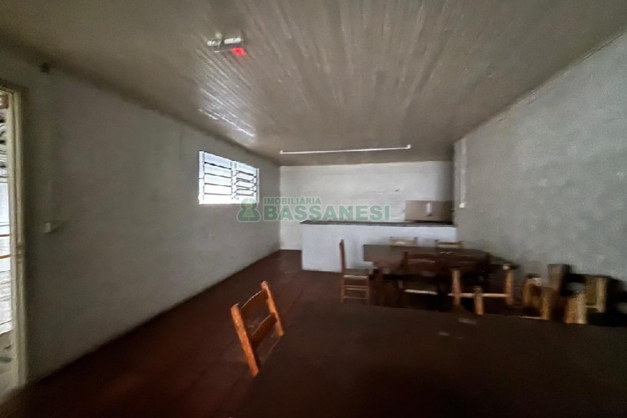 Pavilhão com 900m², no bairro Bela Vista em Caxias do Sul para Alugar