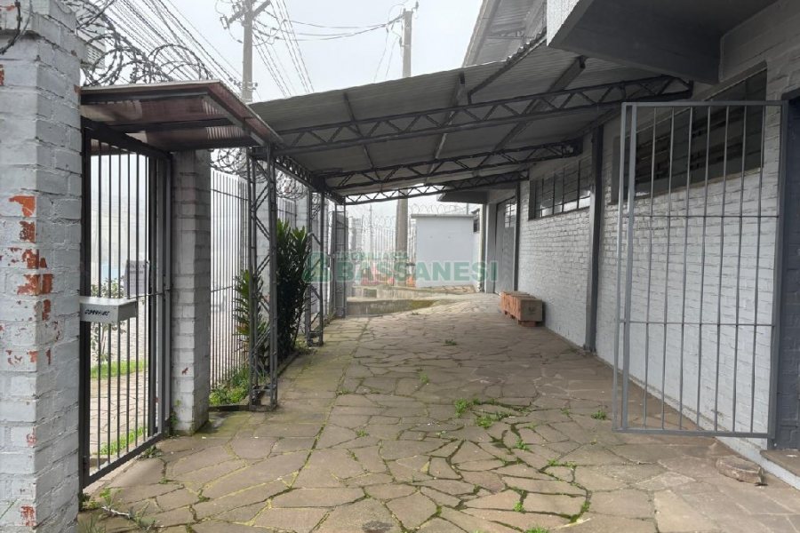 Pavilhão com 900m², no bairro Bela Vista em Caxias do Sul para Alugar
