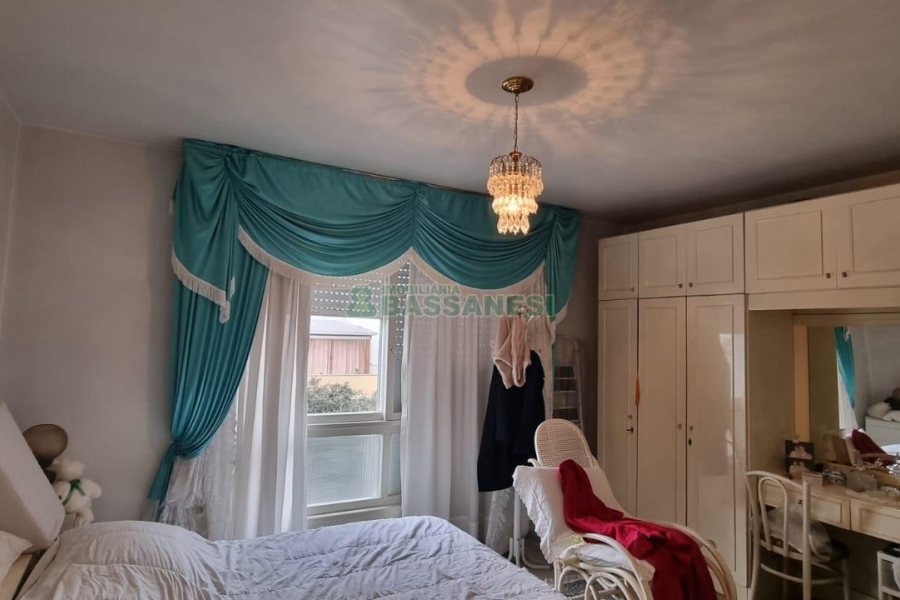 Apartamento com 101m², 2 dormitórios, 1 vaga, no bairro Centro em Caxias do Sul para Comprar