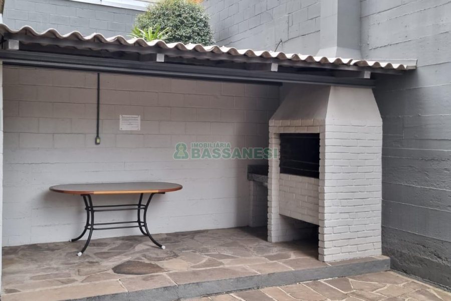 Apartamento com 101m², 2 dormitórios, 1 vaga, no bairro Centro em Caxias do Sul para Comprar
