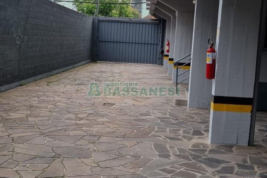 Apartamento com 101m², 2 dormitórios, 1 vaga, no bairro Centro em Caxias do Sul para Comprar
