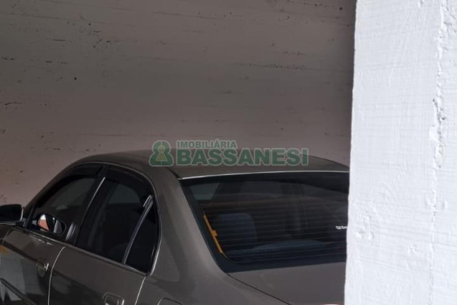 Apartamento com 101m², 2 dormitórios, 1 vaga, no bairro Centro em Caxias do Sul para Comprar