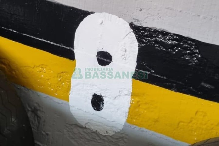 Apartamento com 101m², 2 dormitórios, 1 vaga, no bairro Centro em Caxias do Sul para Comprar