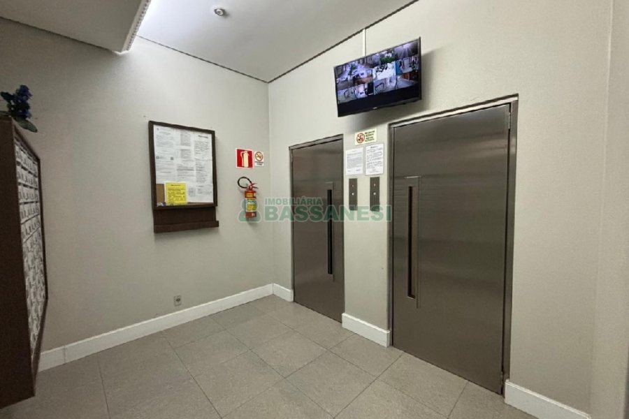 Apartamento com 86m², 2 dormitórios, 1 vaga, no bairro Cinqüentenário em Caxias do Sul para Alugar