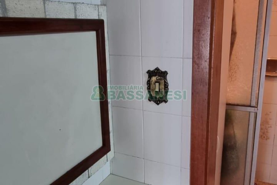 Apartamento com 110m², 3 dormitórios, 1 vaga, no bairro Lourdes em Caxias do Sul para Comprar