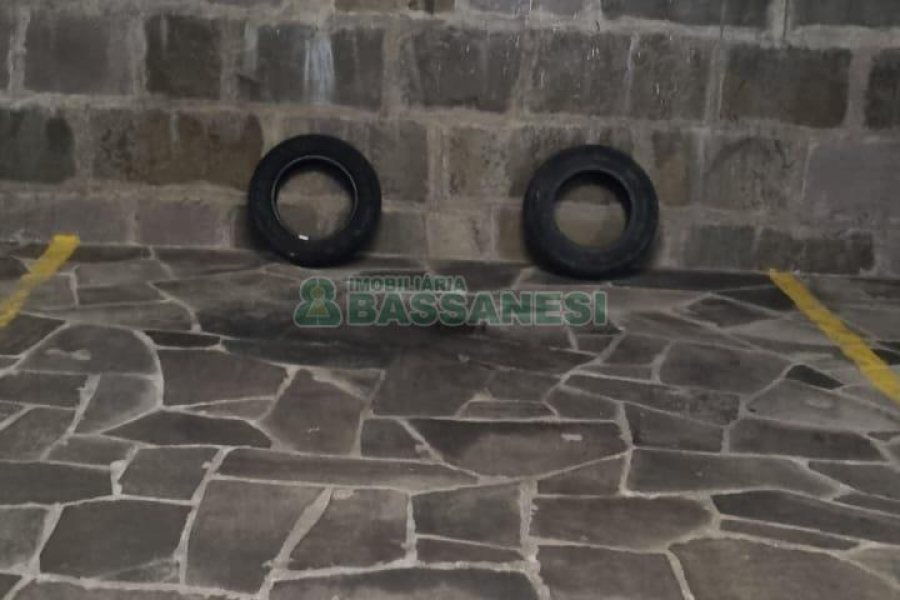 Apartamento com 110m², 3 dormitórios, 1 vaga, no bairro Lourdes em Caxias do Sul para Comprar