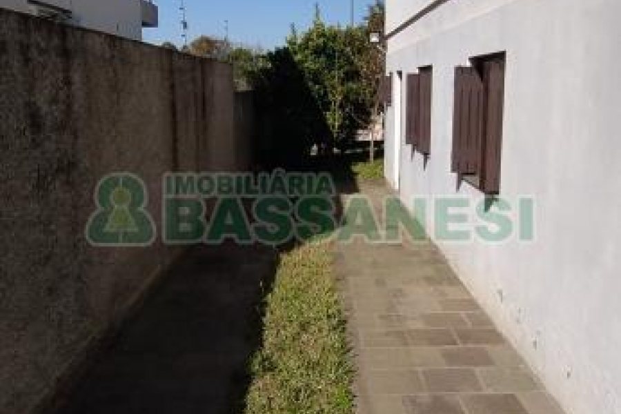 Casa com 169m², 2 dormitórios, no bairro Santa Catarina em Caxias do Sul para Comprar