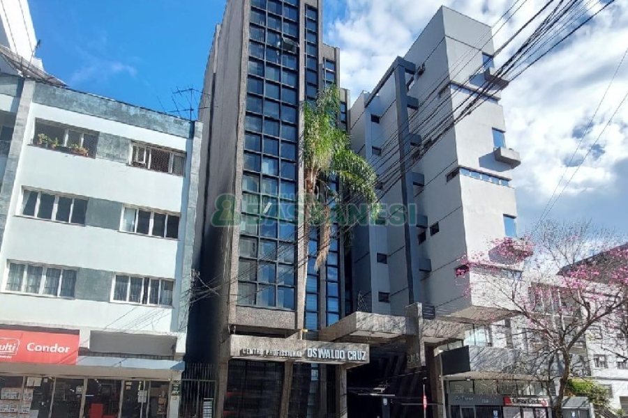 Sala com 55m², no bairro Centro em Caxias do Sul para Alugar