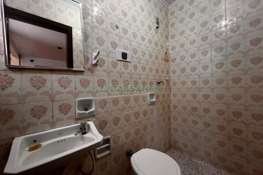 Apartamento com 98m², 2 dormitórios, no bairro São Pelegrino em Caxias do Sul para Alugar