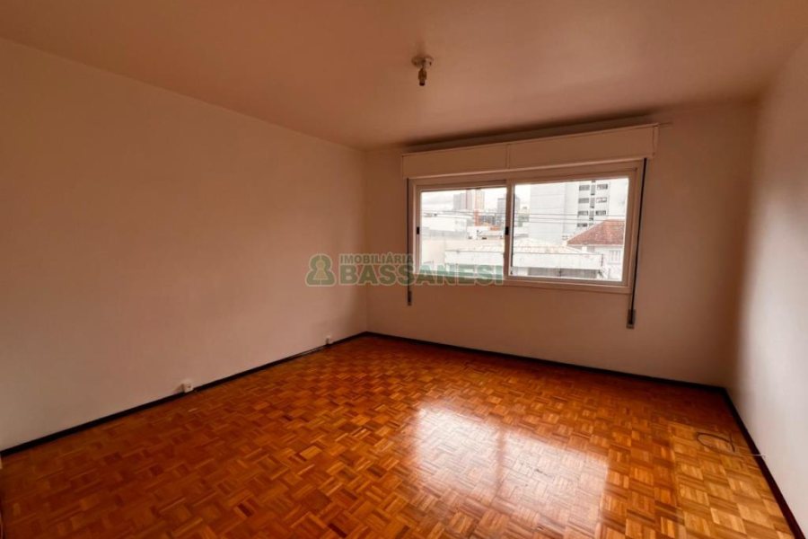 Apartamento com 98m², 2 dormitórios, no bairro São Pelegrino em Caxias do Sul para Alugar