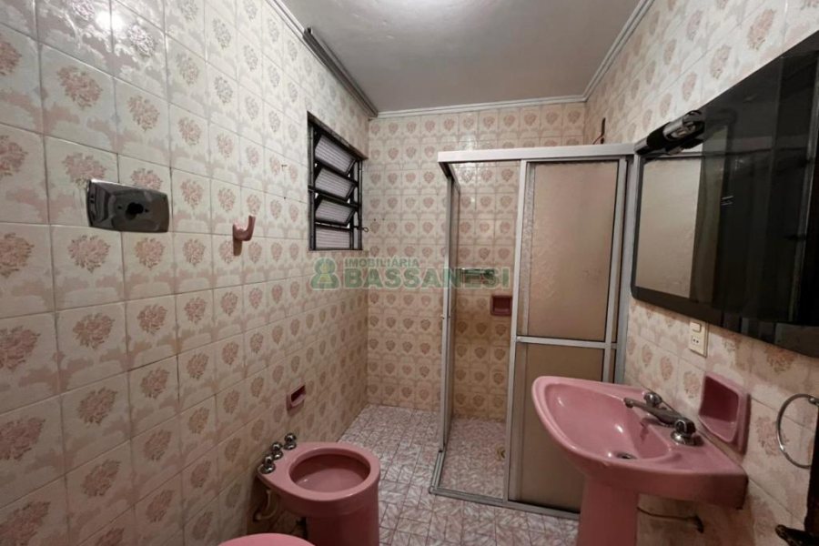 Apartamento com 98m², 2 dormitórios, no bairro São Pelegrino em Caxias do Sul para Alugar