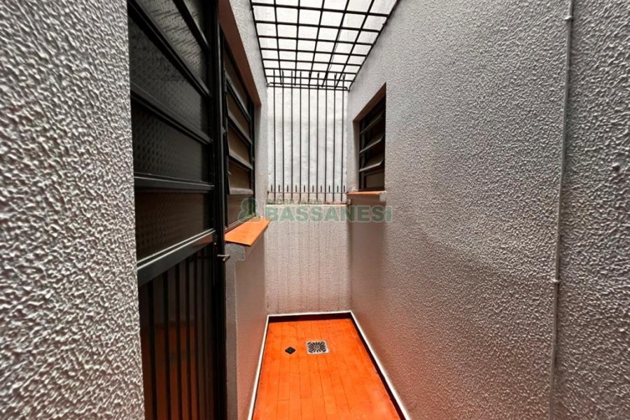 Apartamento com 98m², 2 dormitórios, no bairro São Pelegrino em Caxias do Sul para Alugar