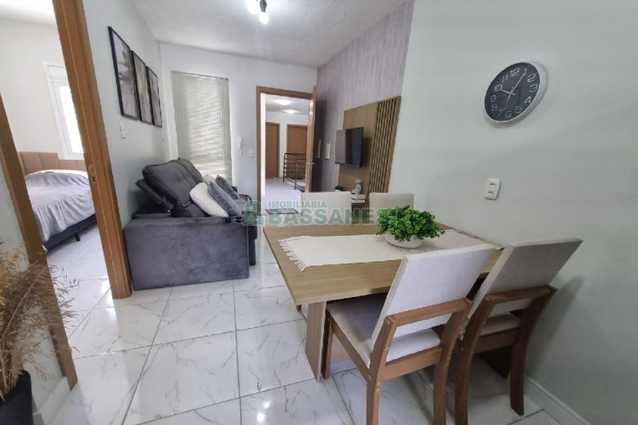 Apto Mobiliado com 50m², 2 dormitórios, 1 vaga, no bairro Cruzeiro em Caxias do Sul para Alugar