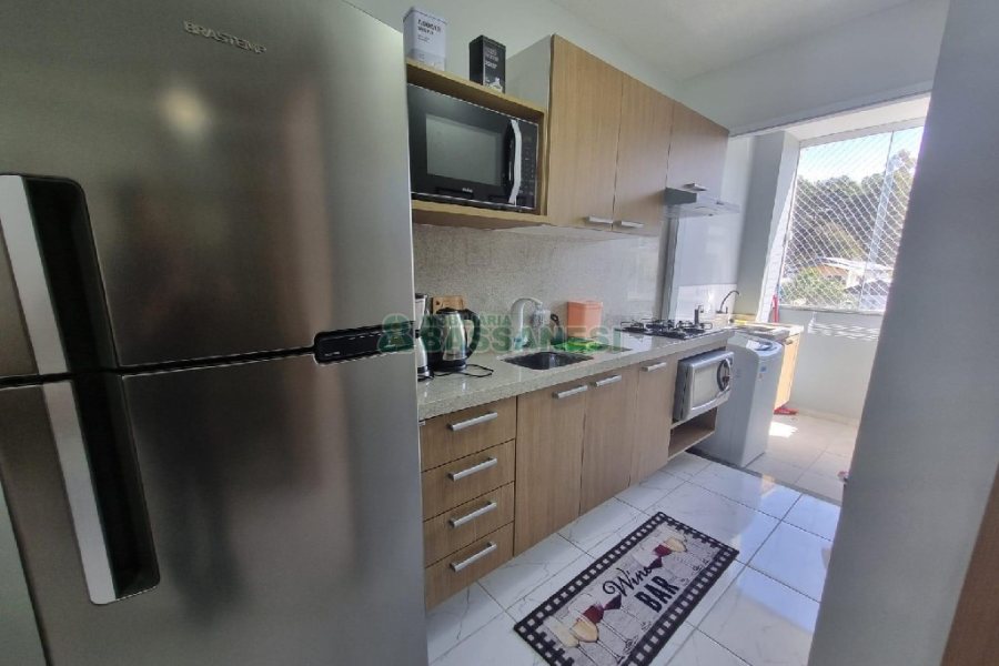 Apto Mobiliado com 50m², 2 dormitórios, 1 vaga, no bairro Cruzeiro em Caxias do Sul para Alugar