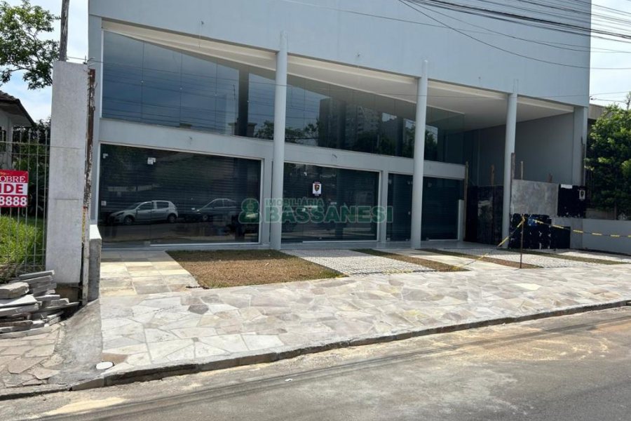 Loja com 180m², 7 vagas, no bairro Santa Catarina em Caxias do Sul para Alugar ou Comprar