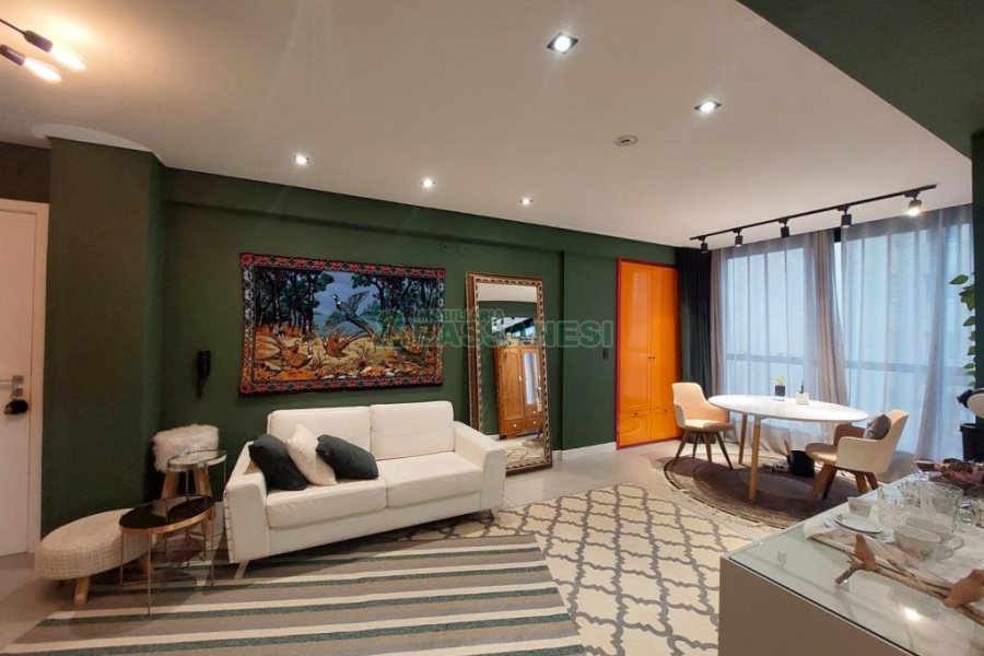 Apartamento com 60m², 1 vaga, no bairro Centro em Caxias do Sul para Comprar