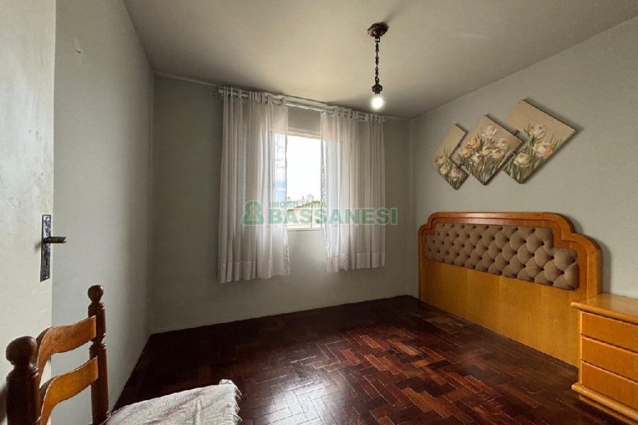 Casa Mobiliada com 92m², 2 dormitórios, no bairro Rio Branco em Caxias do Sul para Alugar