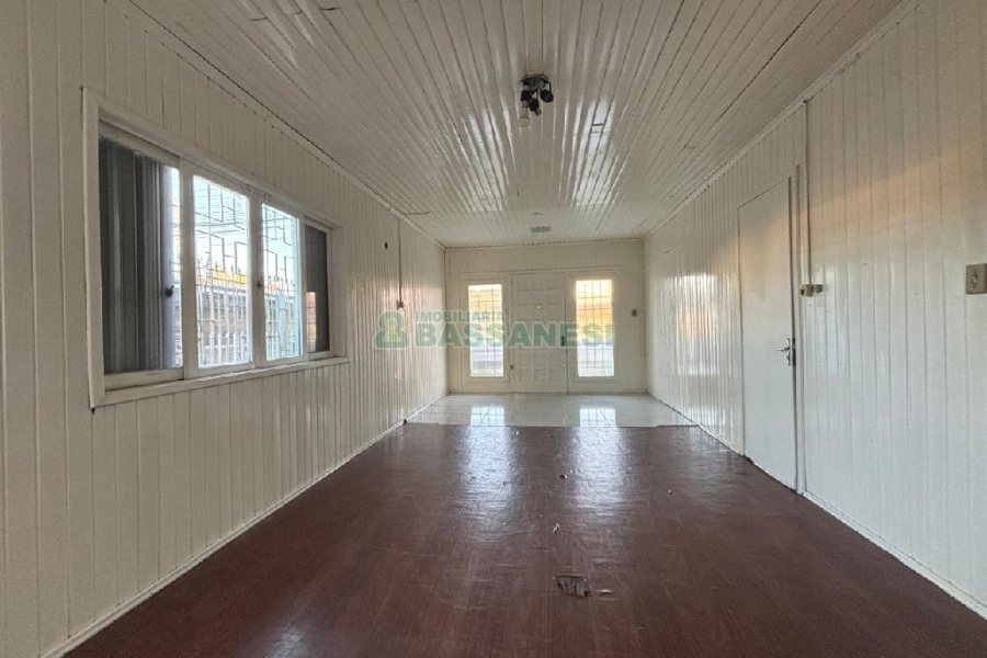 Casa Comercial com 230m², no bairro Sagrada Família em Caxias do Sul para Alugar