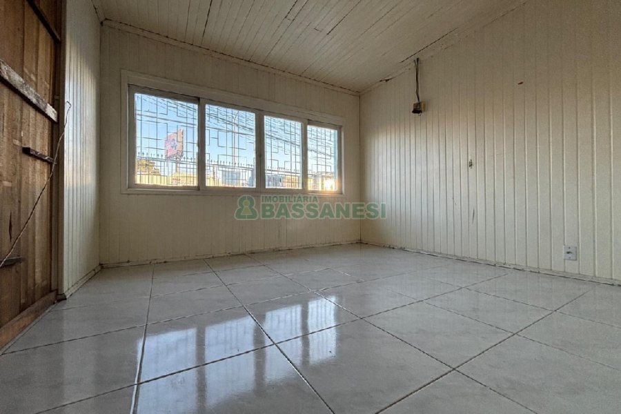 Casa Comercial com 230m², no bairro Sagrada Família em Caxias do Sul para Alugar
