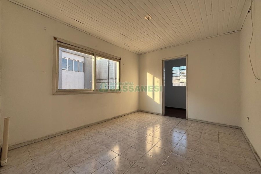 Casa Comercial com 230m², no bairro Sagrada Família em Caxias do Sul para Alugar