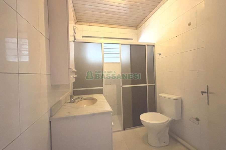 Casa Comercial com 230m², no bairro Sagrada Família em Caxias do Sul para Alugar