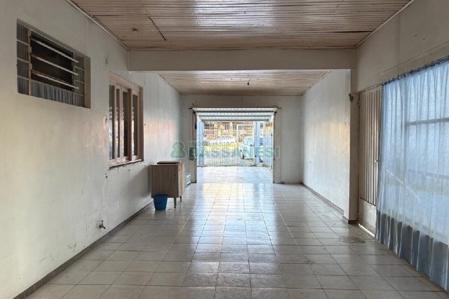 Casa Comercial com 230m², no bairro Sagrada Família em Caxias do Sul para Alugar