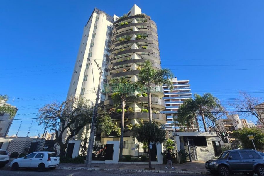Apartamento com 313m², 3 dormitórios, 4 vagas, no bairro Exposição em Caxias do Sul para Comprar