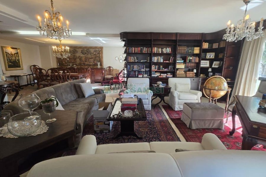 Apartamento com 313m², 3 dormitórios, 4 vagas, no bairro Exposição em Caxias do Sul para Comprar