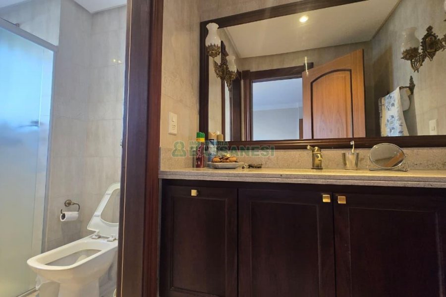 Apartamento com 313m², 3 dormitórios, 4 vagas, no bairro Exposição em Caxias do Sul para Comprar