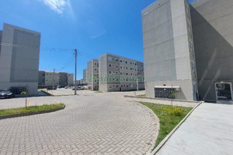 Apartamento com 38m², 2 dormitórios, 1 vaga, no bairro Desvio Rizzo em Caxias do Sul para Alugar