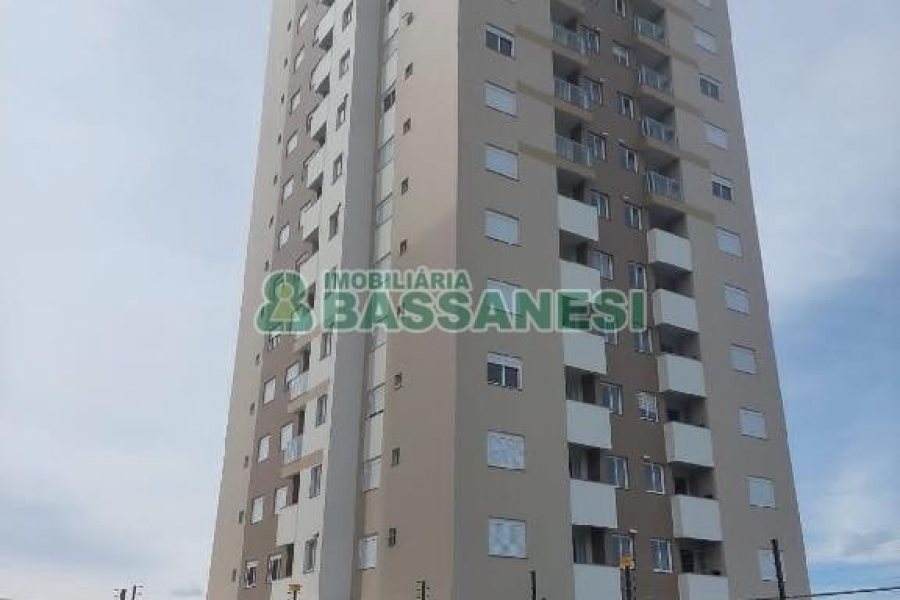 Apto Mobiliado com 55m², 2 dormitórios, 1 vaga, no bairro Panazzolo em Caxias do Sul para Alugar