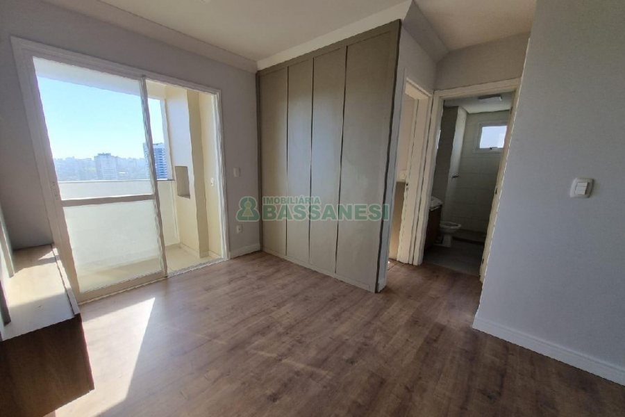 Apto Mobiliado com 55m², 2 dormitórios, 1 vaga, no bairro Panazzolo em Caxias do Sul para Alugar