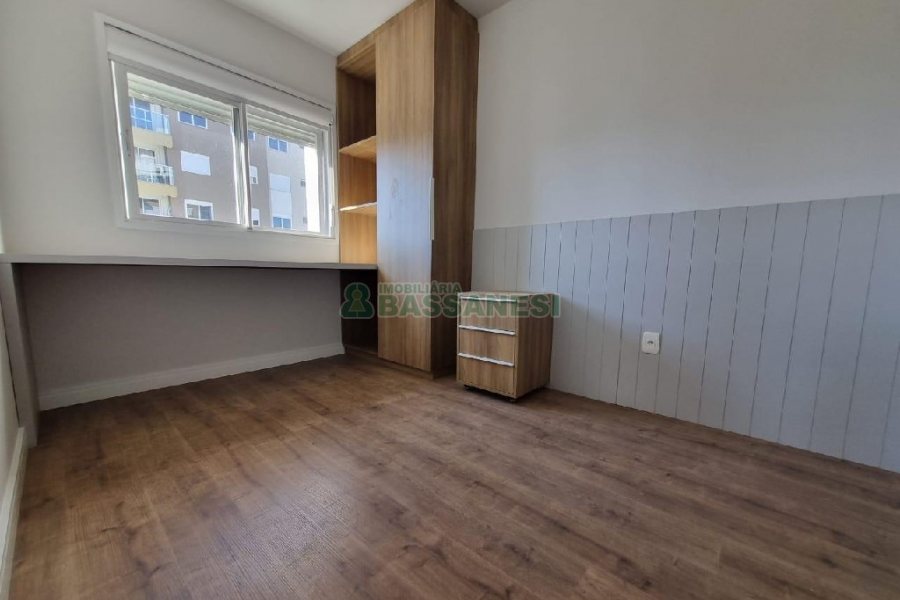 Apto Mobiliado com 55m², 2 dormitórios, 1 vaga, no bairro Panazzolo em Caxias do Sul para Alugar