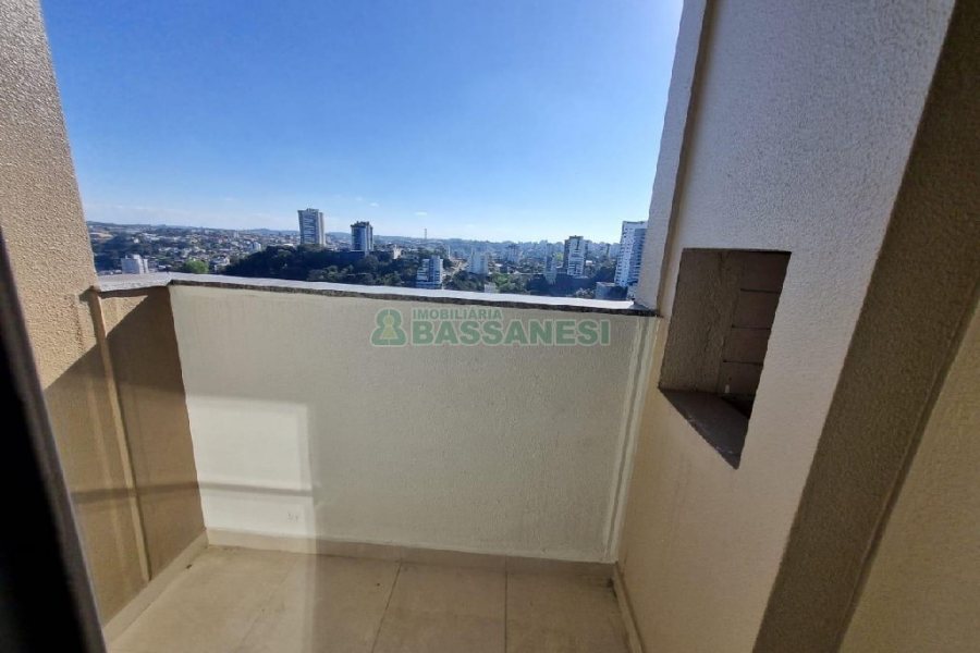 Apto Mobiliado com 55m², 2 dormitórios, 1 vaga, no bairro Panazzolo em Caxias do Sul para Alugar