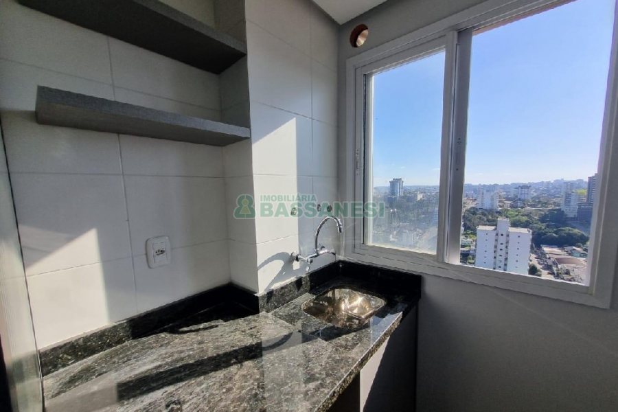 Apto Mobiliado com 55m², 2 dormitórios, 1 vaga, no bairro Panazzolo em Caxias do Sul para Alugar