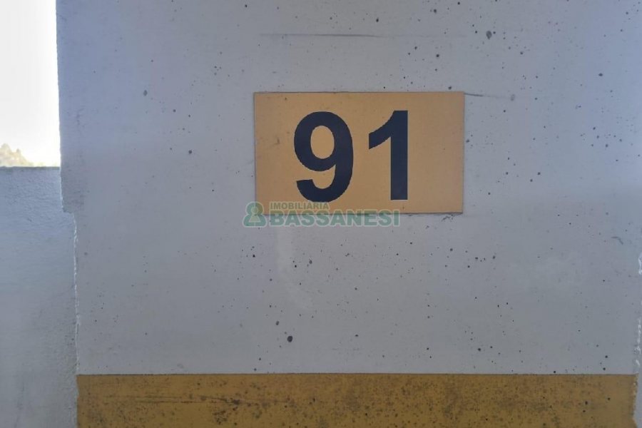 Apto Mobiliado com 55m², 2 dormitórios, 1 vaga, no bairro Panazzolo em Caxias do Sul para Alugar