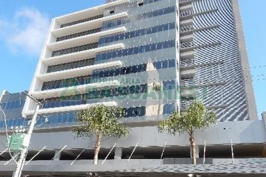 Sala com 64m², 1 vaga, no bairro São Pelegrino em Caxias do Sul para Alugar