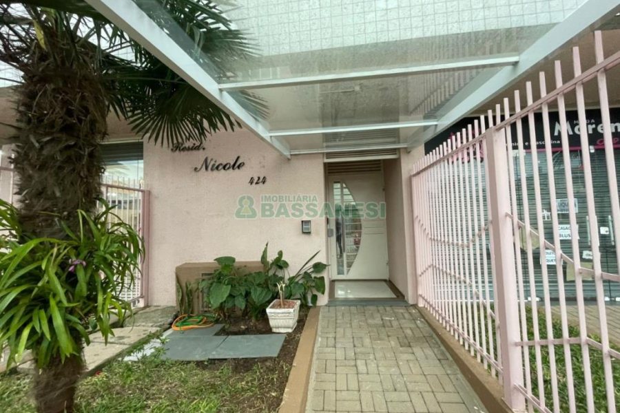 Apartamento com 110m², 2 vagas, no bairro Cruzeiro em Caxias do Sul para Comprar