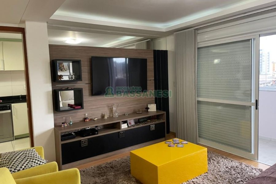 Apartamento com 110m², 2 vagas, no bairro Cruzeiro em Caxias do Sul para Comprar