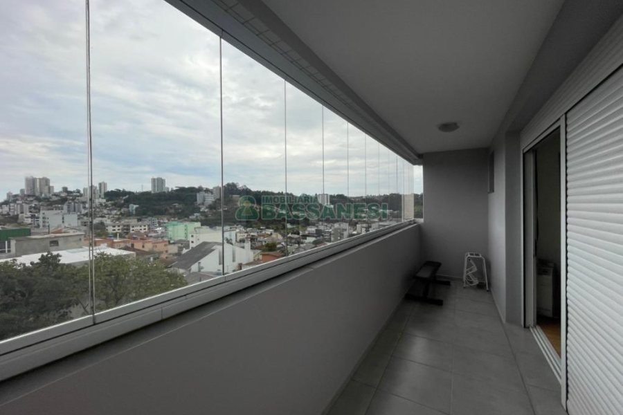 Apartamento com 110m², 2 vagas, no bairro Cruzeiro em Caxias do Sul para Comprar