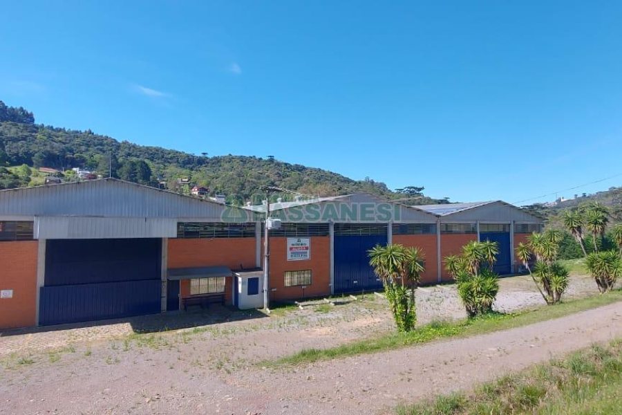 Pavilhão com 2100m², no bairro Linha 40 em Caxias do Sul para Alugar