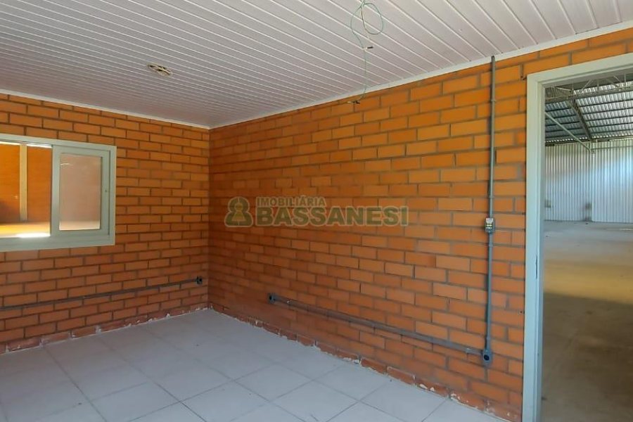 Pavilhão com 2100m², no bairro Linha 40 em Caxias do Sul para Alugar