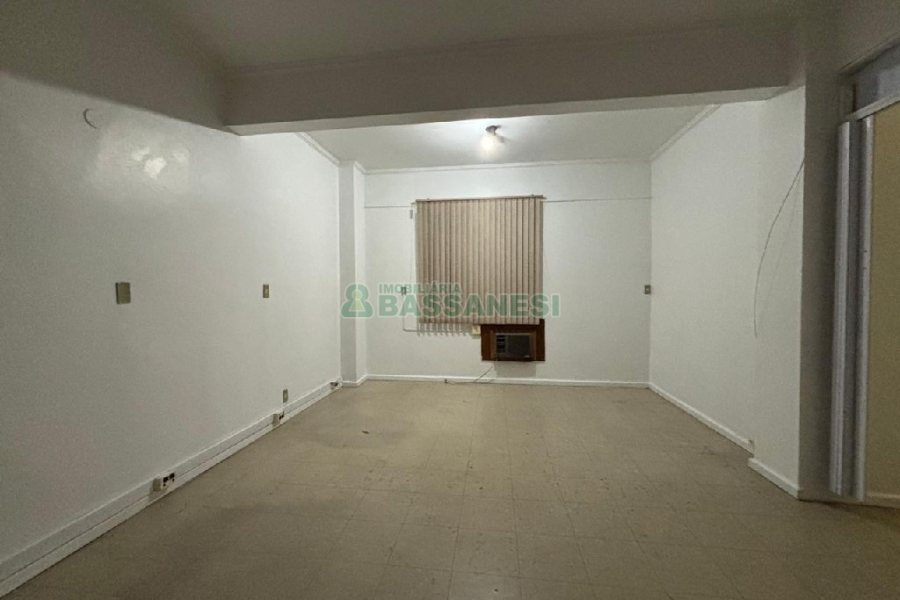 Loja com 102m², no bairro Centro em Caxias do Sul para Alugar