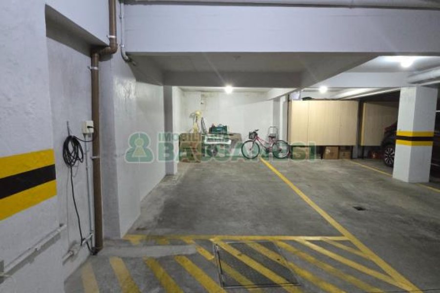 Apartamento com 198m², 3 dormitórios, 2 vagas, no bairro Centro em Caxias do Sul para Comprar