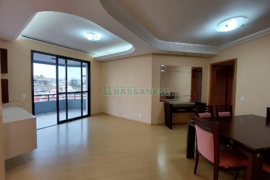 Apartamento com 115m², 3 dormitórios, 2 vagas, no bairro Jardim América em Caxias do Sul para Alugar ou Comprar