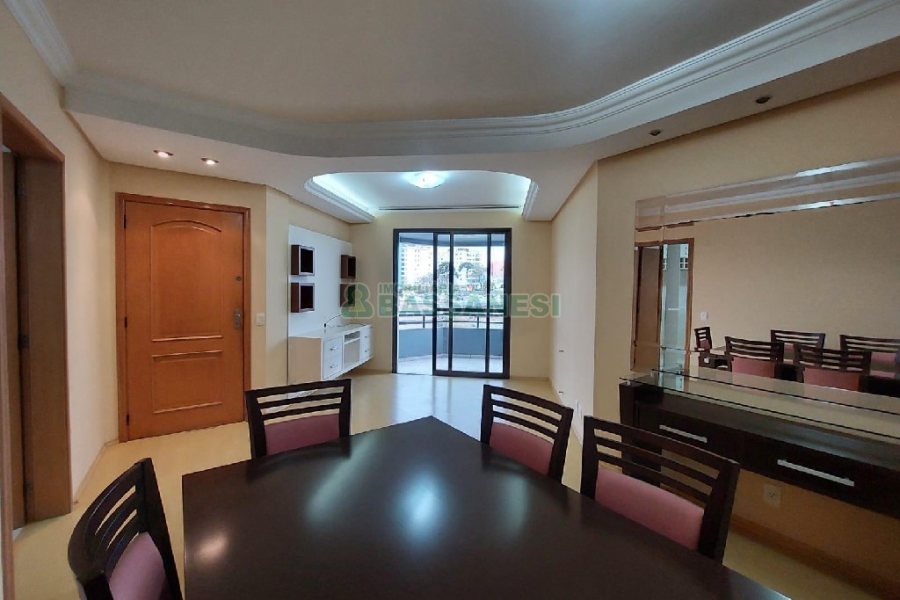 Apartamento com 115m², 3 dormitórios, 2 vagas, no bairro Jardim América em Caxias do Sul para Alugar ou Comprar