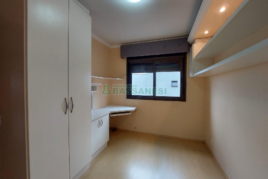 Apartamento com 115m², 3 dormitórios, 2 vagas, no bairro Jardim América em Caxias do Sul para Alugar ou Comprar