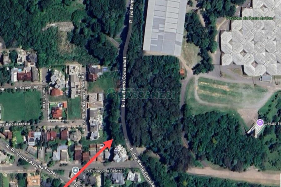 Terreno com 820m², no bairro Colina Sorriso em Caxias do Sul para Comprar